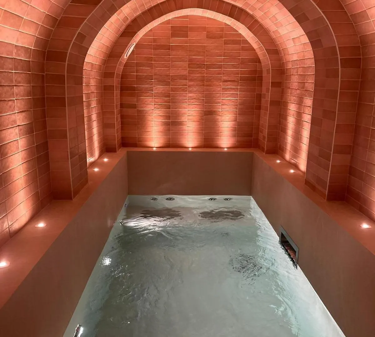 Hotel Ginette A La Folie &