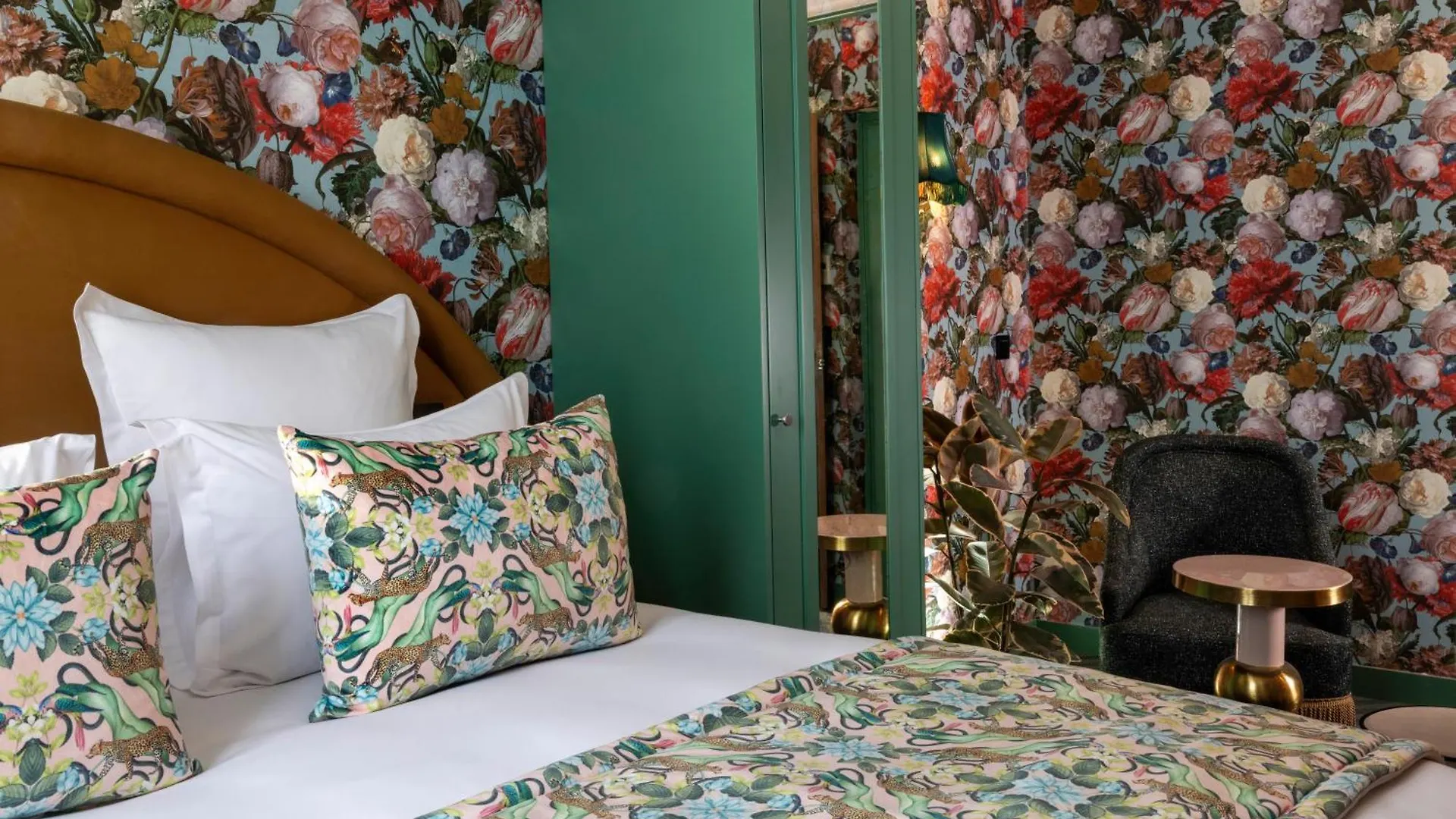 Hotel Ginette A La Folie & 4*