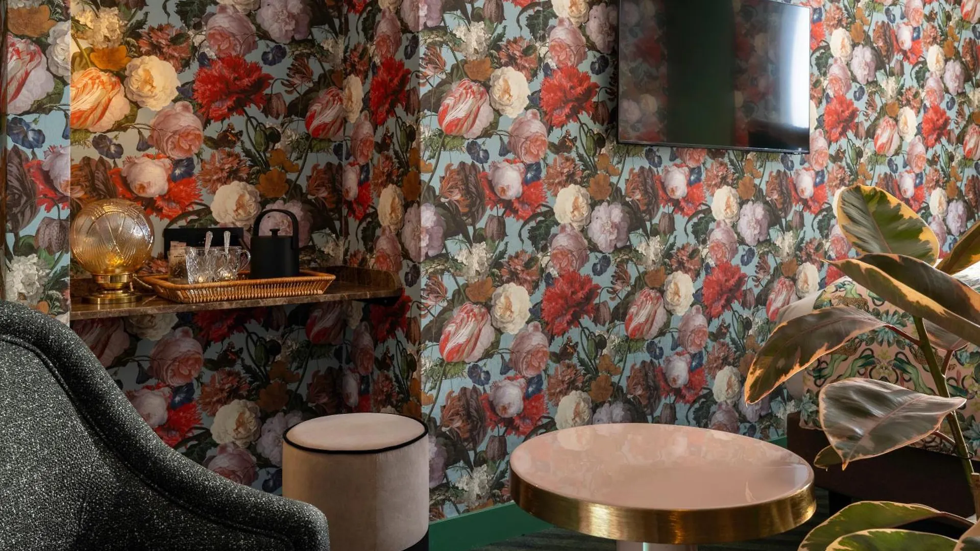 Hotel Ginette A La Folie & Paryż